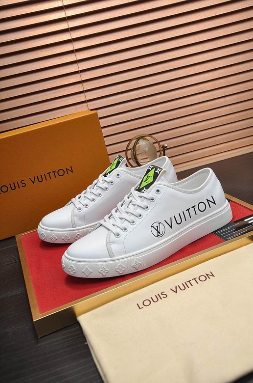 men LV shoes-070